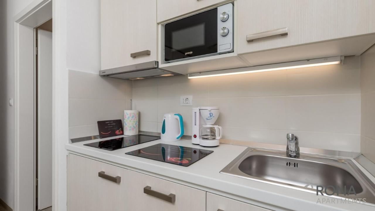 לובראן Rona Studio Apartment Tena מראה חיצוני תמונה