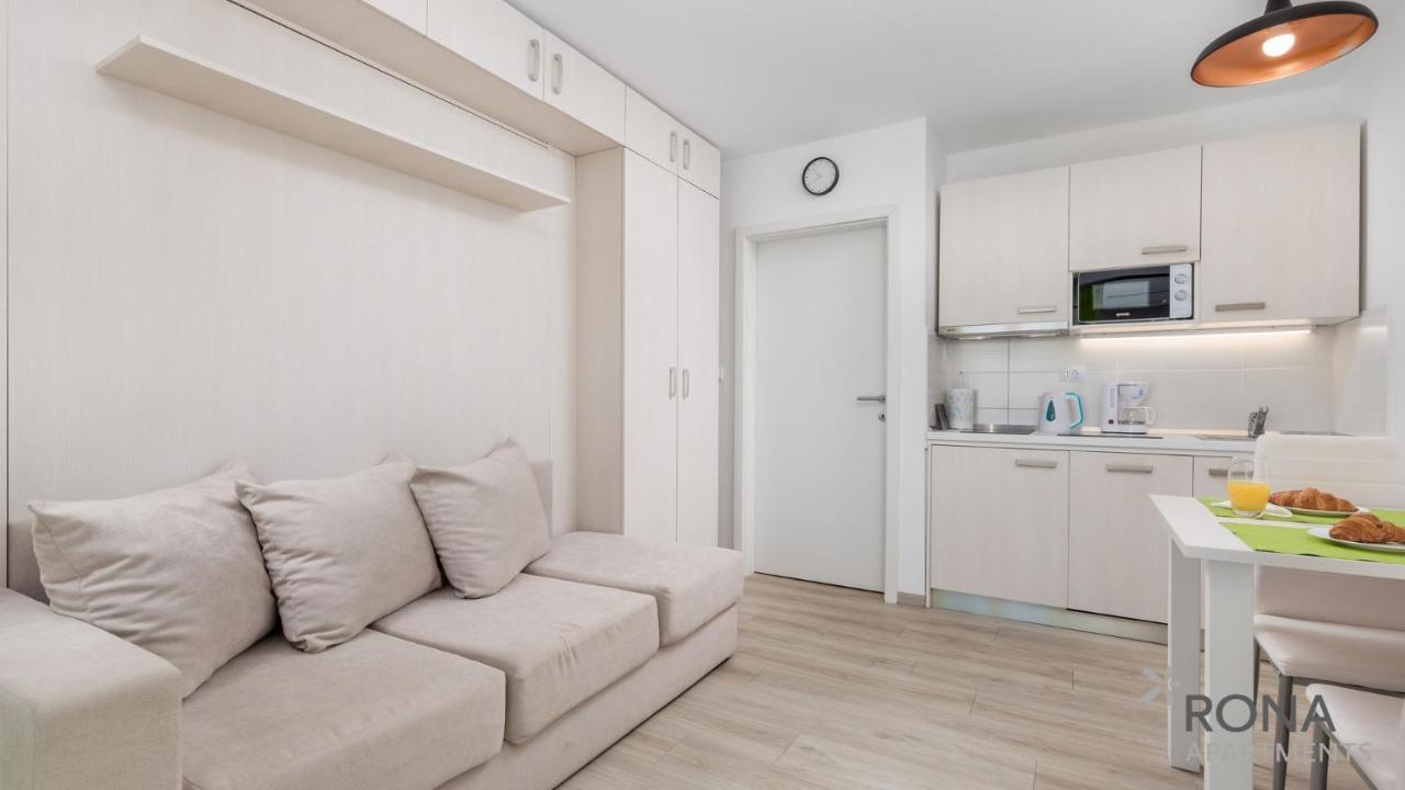 לובראן Rona Studio Apartment Tena מראה חיצוני תמונה