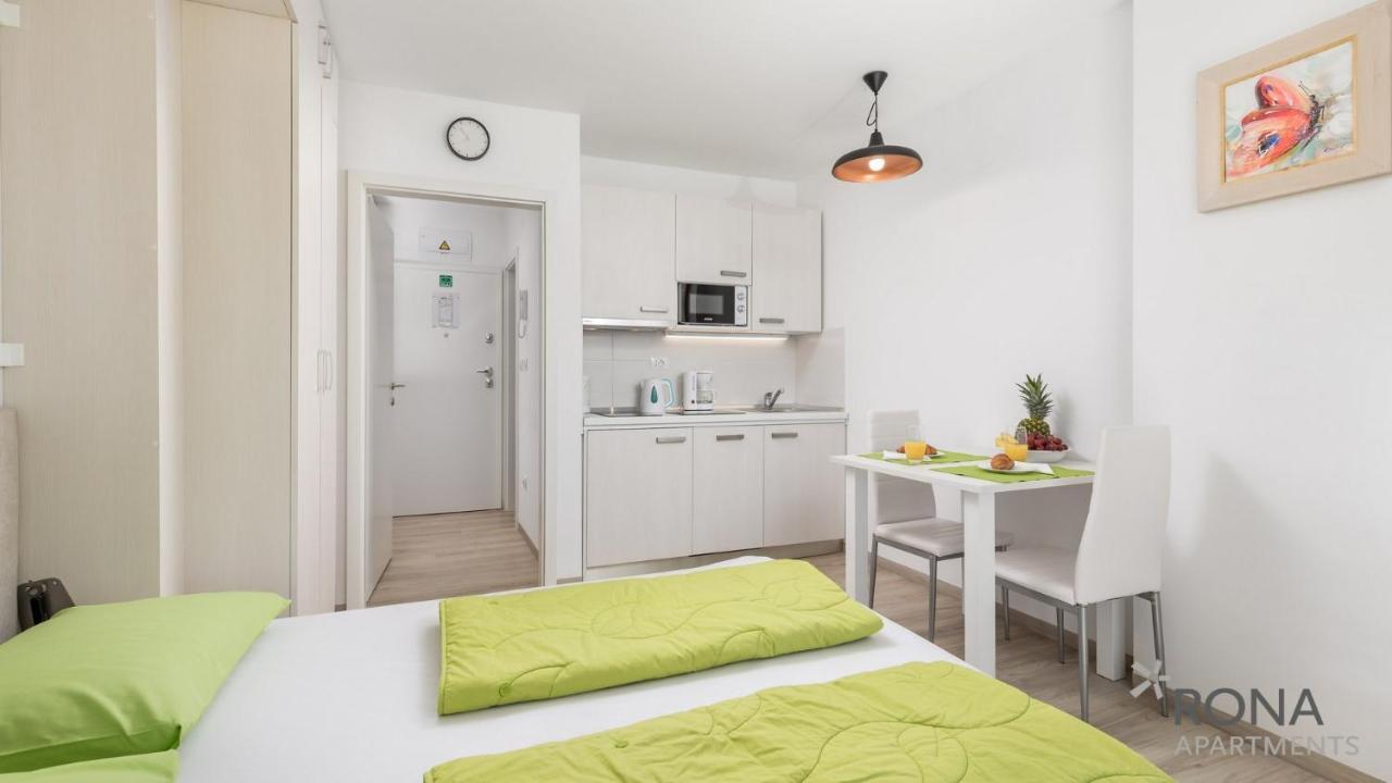 לובראן Rona Studio Apartment Tena מראה חיצוני תמונה